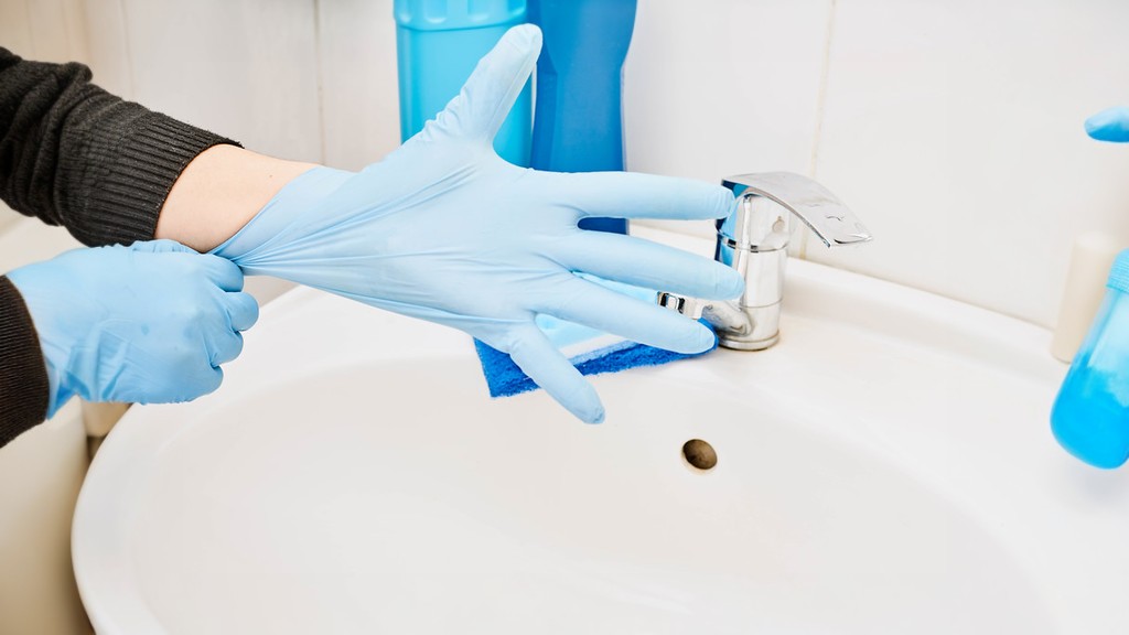 Types of Cleaning Gloves